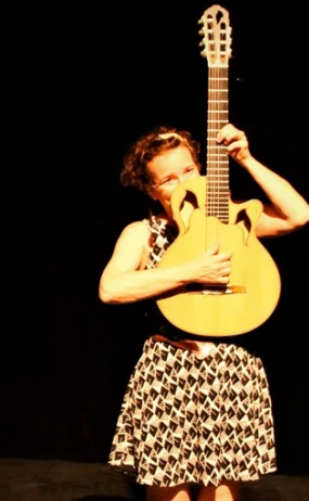 Spectacle musical et poétique  Flavia Perez